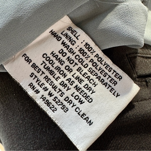 Walter Baker Floral Smocked Ruffle Blouse Gray Pink Flounce Feminine Romantic M - Picture 12 of 12